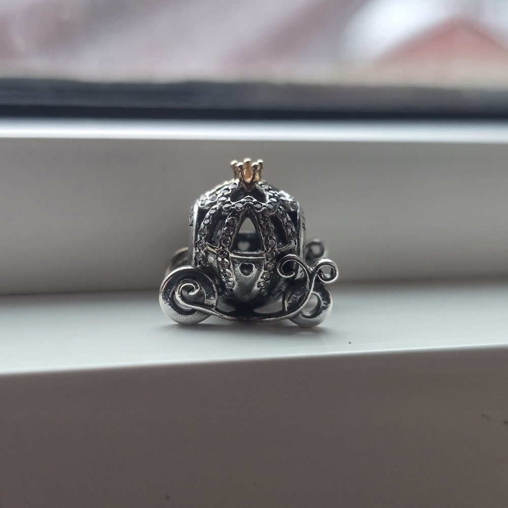 Disney Pandora two tone carriage
